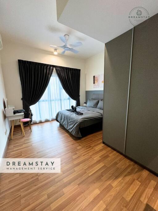 Comfy 6pax - 2br - Bathtub - Game Apartment Johor Bahru